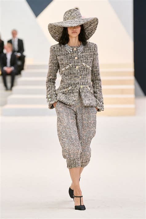 chanel aw 22|chanel fall 2022 collection.